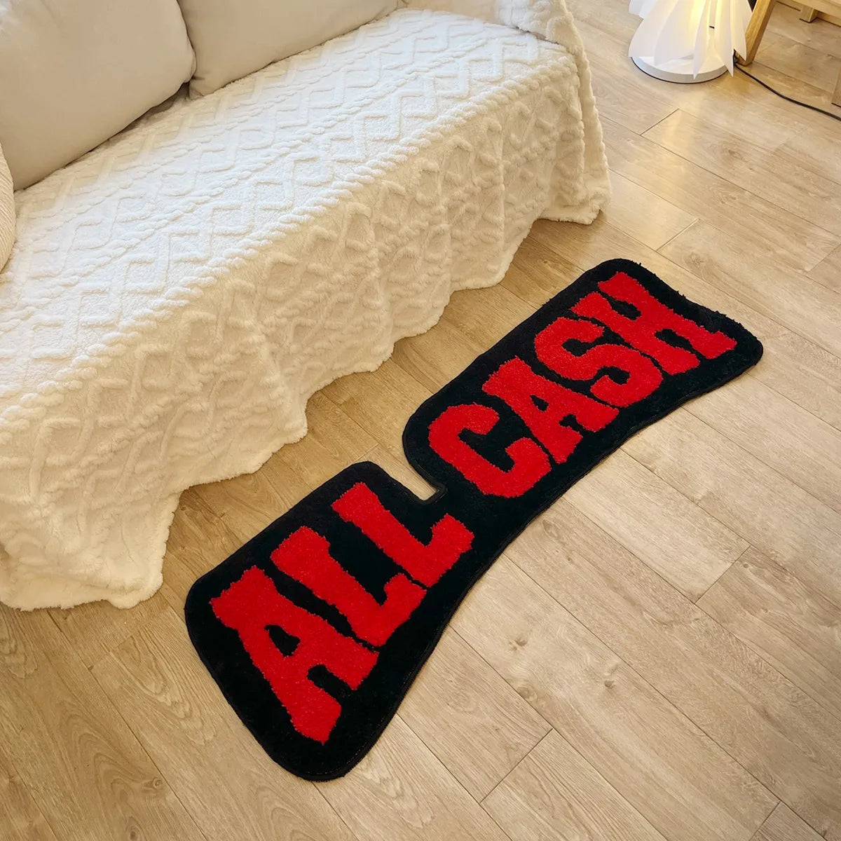 שטיח “ALL CASH”