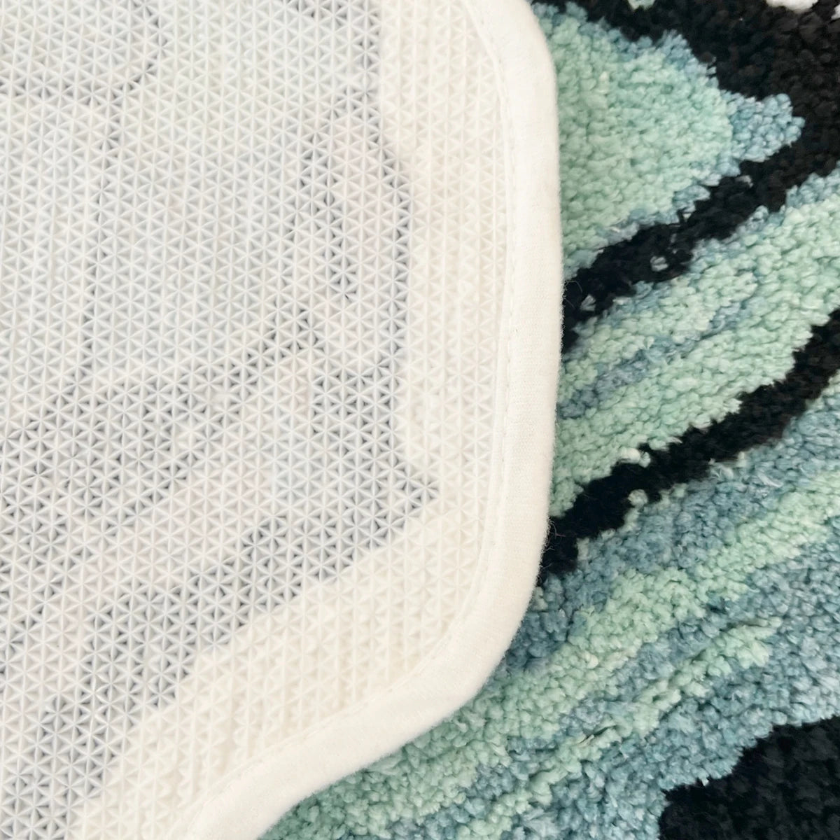 שטיח “Turbo Mint”