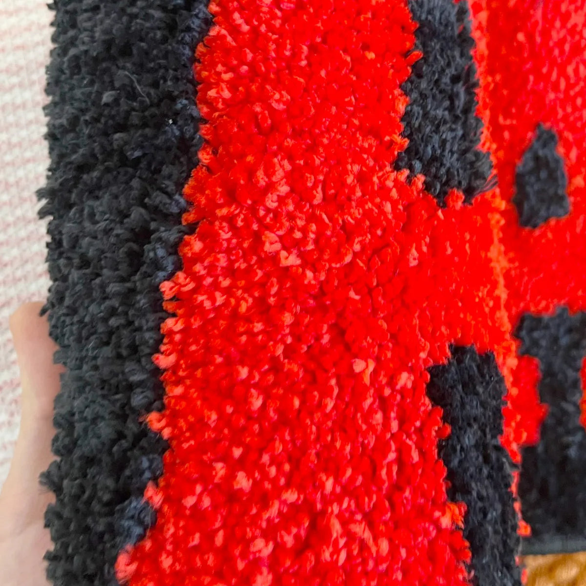 שטיח “ALL CASH”